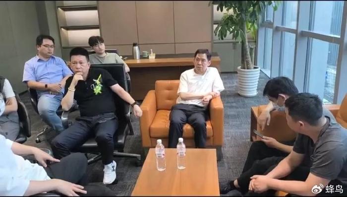 辞退前公司强制休年假__蜂鸟配送的员工薪水